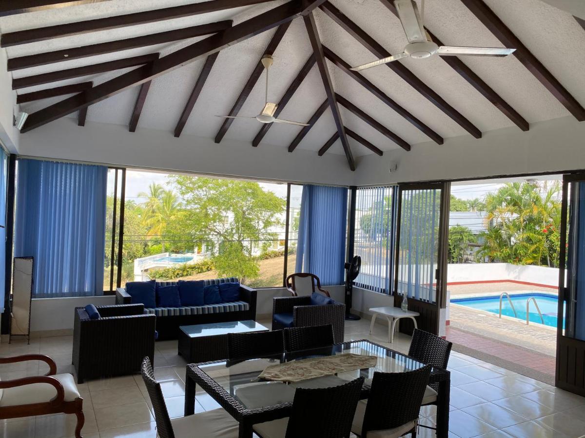 Villa Casa El Penon Girardot Exterior foto